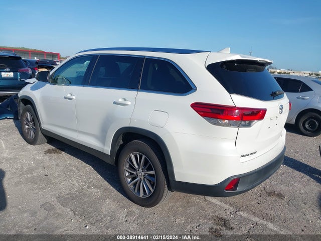 Toyota Highlander Xle 2019 5TDKZRFH7KS357286 Image 3