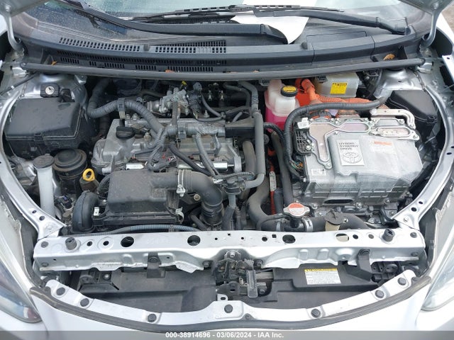 Toyota Prius C One 2016 JTDKDTB35G1116966 Image 10