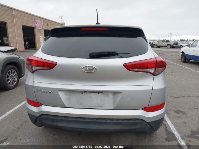 Hyundai TUCSON SE 2017 KM8J23A48HU394655 Image 16