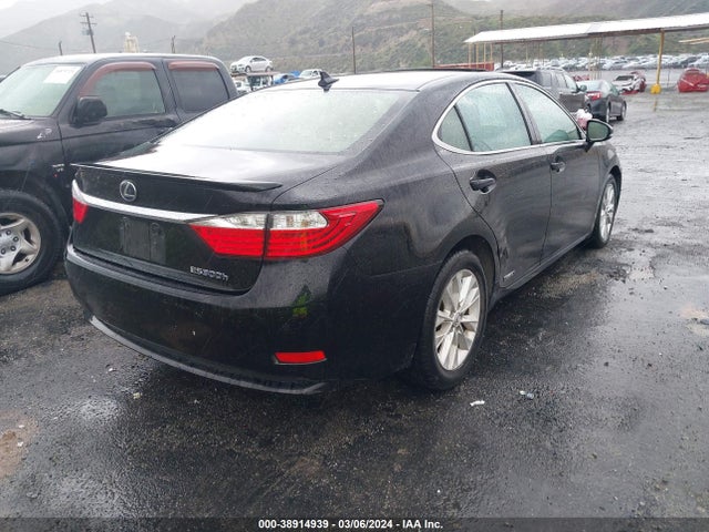 Lexus ES 300H 2014 JTHBW1GG7E2048718 Image 4
