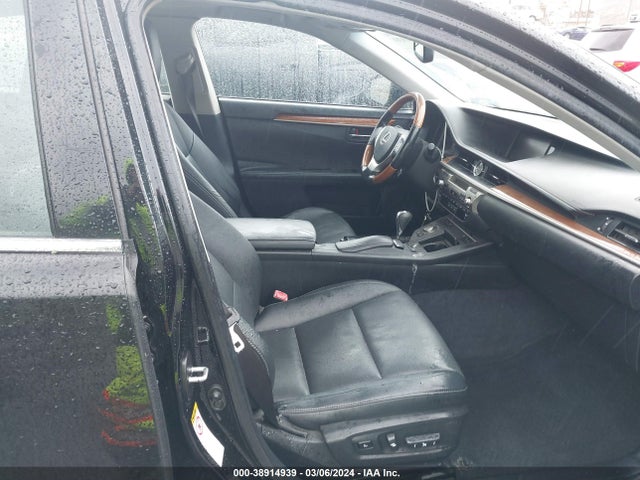 Lexus ES 300H 2014 JTHBW1GG7E2048718 Image 5