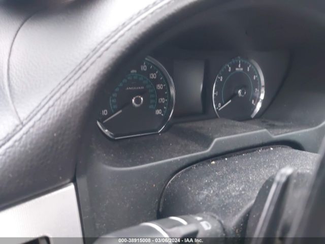 SAJWJ0FF1F8U48200 Jaguar Xf 3.0 Portfolio/3.0 Sport