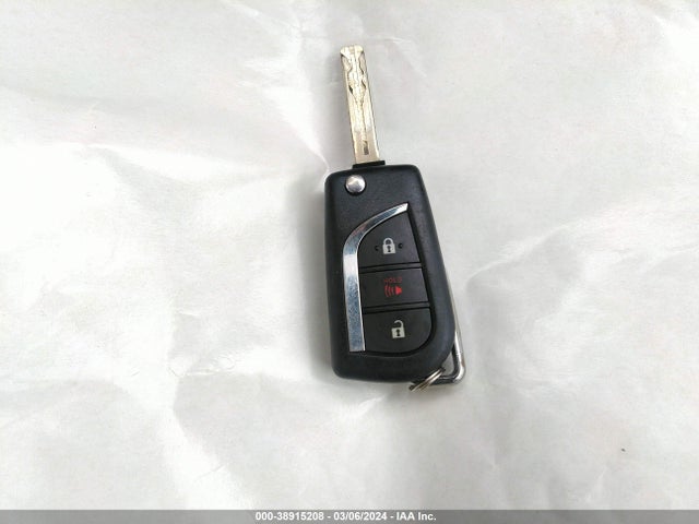 Toyota C-HR LE 2019 NMTKHMBX9KR095742 Image 11
