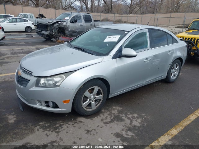 Chevrolet Cruze 1lt Auto 2014 1G1PC5SB8E7103997 Image 2