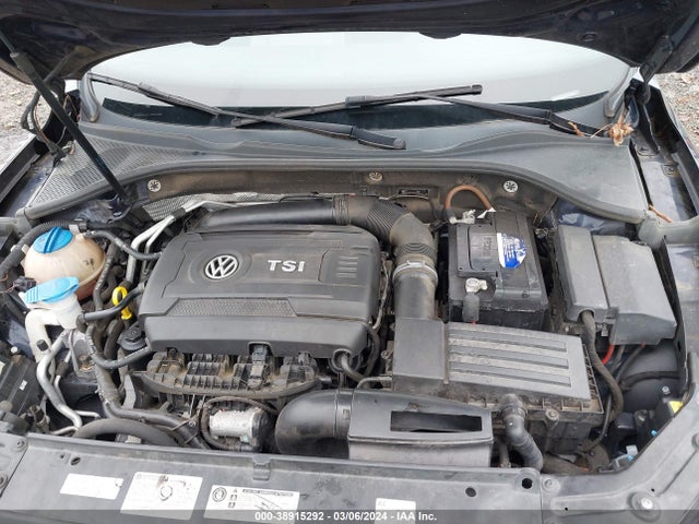 1VWBT7A32EC053576 Volkswagen Passat 1.8t Se