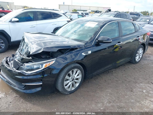 KIA Optima Lx 2018 5XXGT4L31JG265187 Image 2