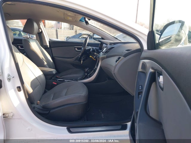 Hyundai Elantra Limited 2015 5NPDH4AE7FH615510 Image 5