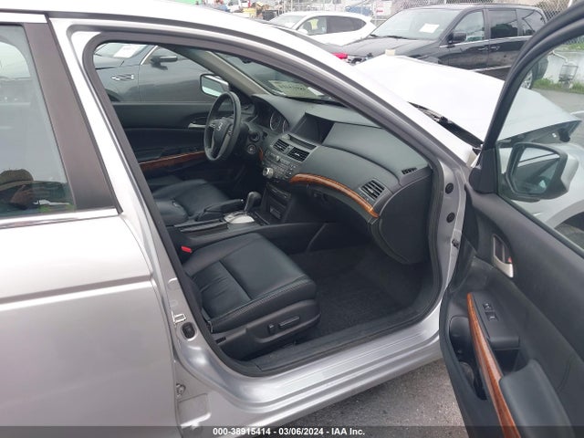 2011 HONDA ACCORD 3.5 EX-L VIN: 1HGCP3F83BA000595