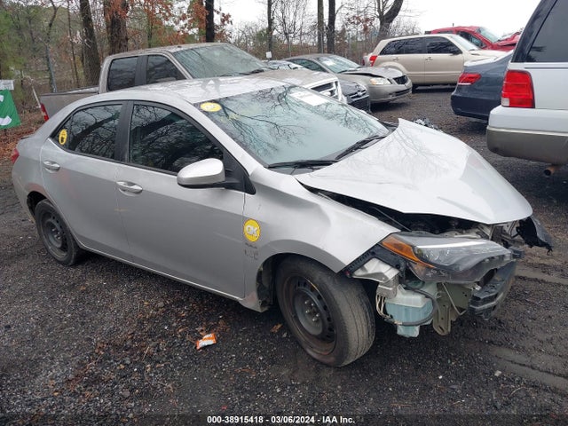 Toyota COROLLA LE 2018 5YFBURHE7JP839068 main image
