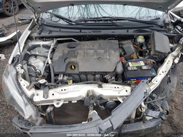 Toyota COROLLA LE 2018 5YFBURHE7JP839068 Image 10