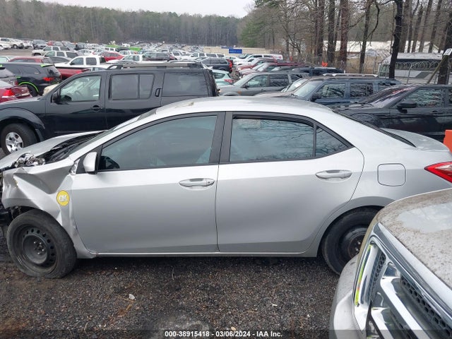 Toyota COROLLA LE 2018 5YFBURHE7JP839068 Image 13