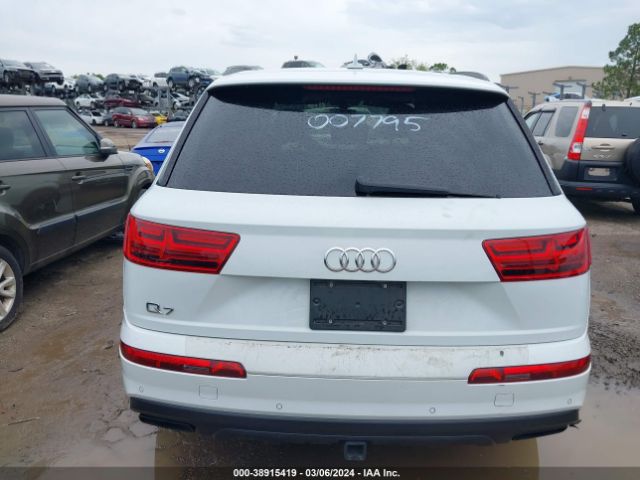 WA1VAAF76KD007795 Audi Q7 55 Premium