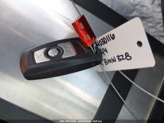 WBA3C1C57EK107945 BMW 328I