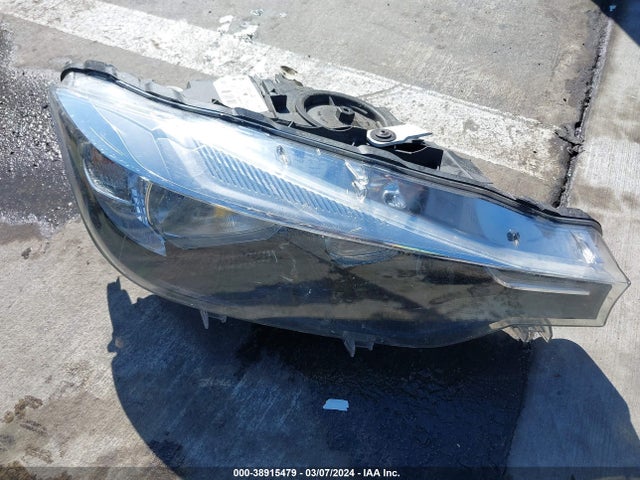 BMW 320i 2017 WBA8E1G39HNU18143 Image 11
