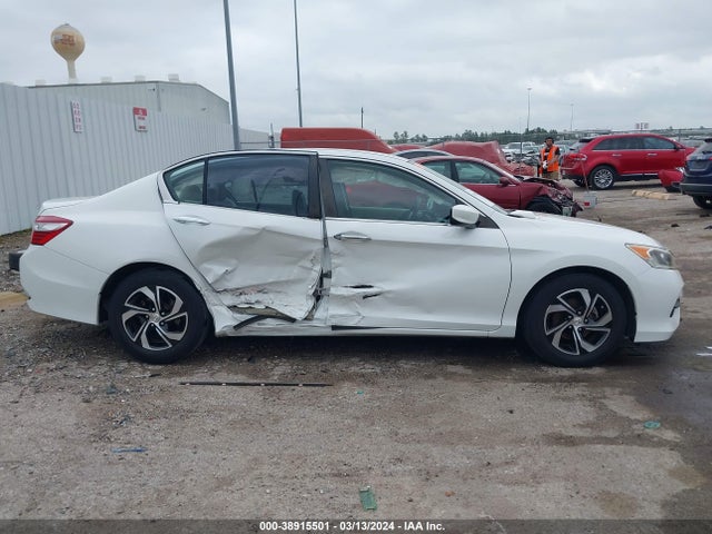 Honda ACCORD LX 2017 1HGCR2F3XHA087378 Image 13