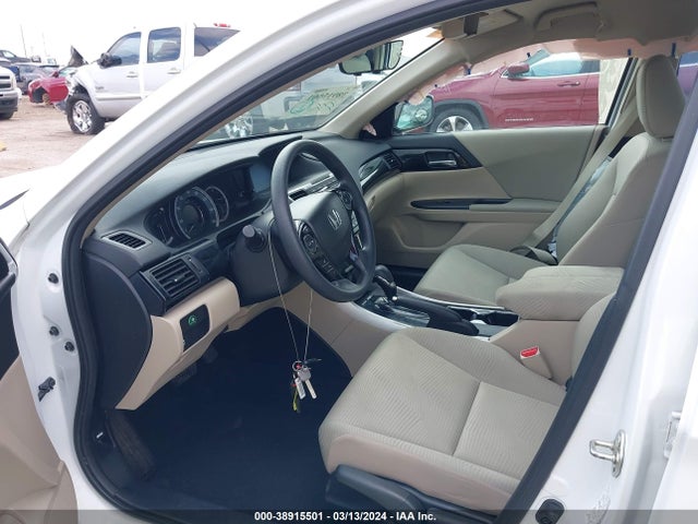 Honda ACCORD LX 2017 1HGCR2F3XHA087378 Image 5