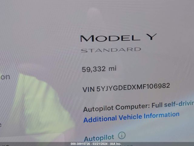 5YJYGDEDXMF106982 Tesla Model Y Standard Range Rear-wheel Drive