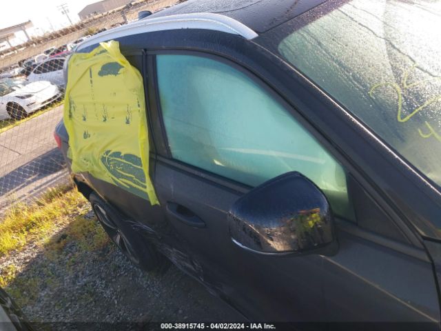YV4162UK3L2187010 Volvo Xc40 T5 Momentum
