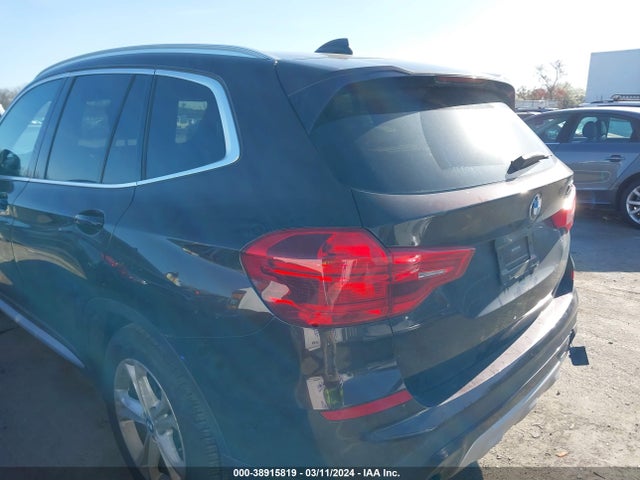 BMW X3 Xdrive30i 2018 5UXTR9C54JLC76536 Image 3