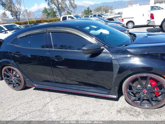 Honda Civic Type R Touring 2018 SHHFK8G79JU201760 Image 13