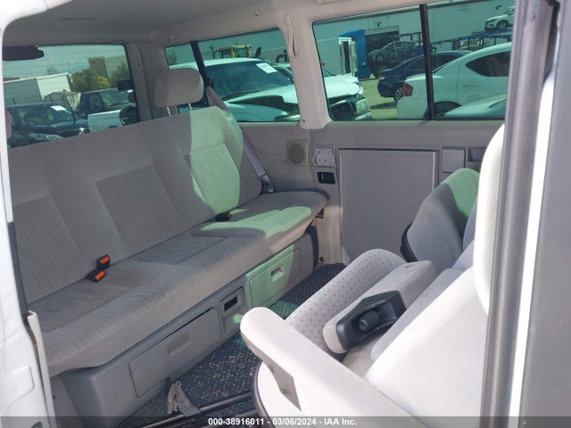 2001 VOLKSWAGEN EUROVAN MV VIN: WV2MB47031H116158