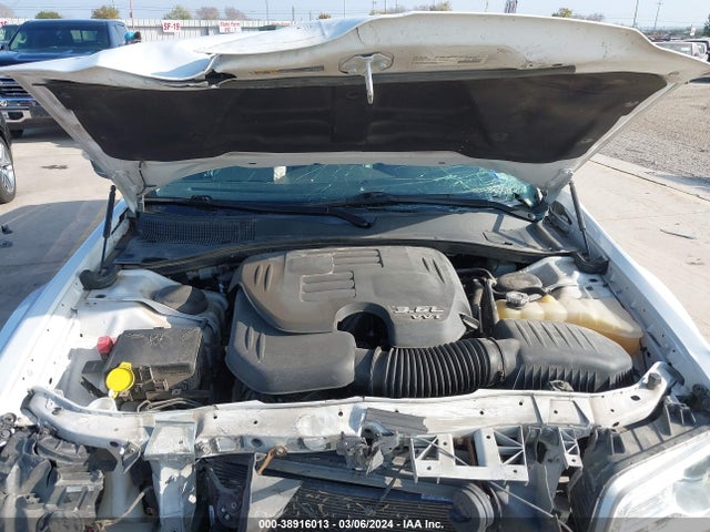 Chrysler 300 Limited 2019 2C3CCAEG6KH594807 Image 10