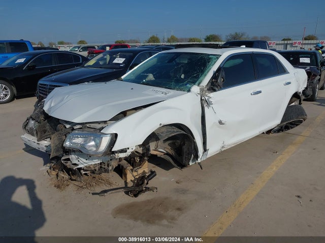 Chrysler 300 Limited 2019 2C3CCAEG6KH594807 Image 2