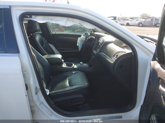 Chrysler 300 Limited 2019 2C3CCAEG6KH594807 Image 5