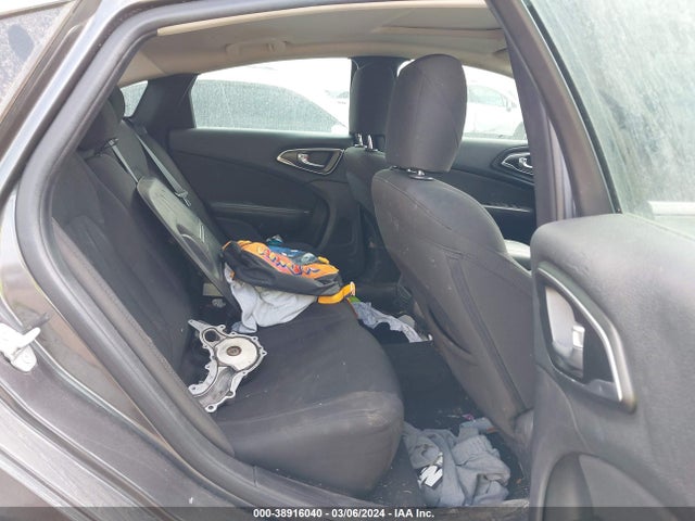 Chrysler 200 Limited 2015 1C3CCCAB1FN541578 Image 8