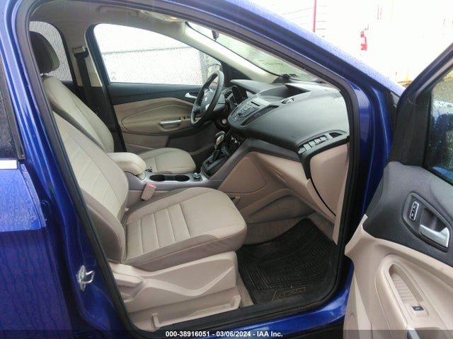 Ford ESCAPE SE 2016 1FMCU9GX2GUB92996 Image 5