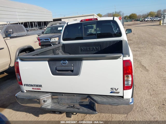 Nissan Frontier Sv 2017 1N6DD0ER2HN769625 Image 16