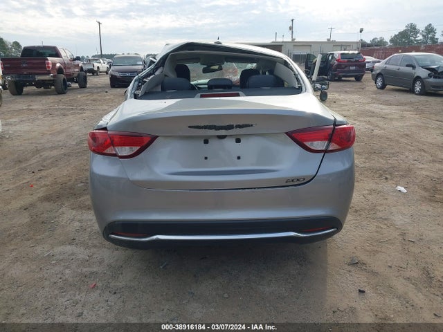 Chrysler 200 Limited Platinum 2016 1C3CCCAB0GN188509 Image 17