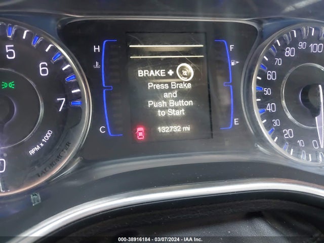 Chrysler 200 Limited Platinum 2016 1C3CCCAB0GN188509 Image 7