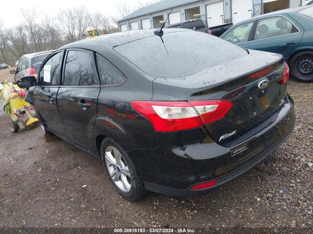 Ford FOCUS SE 2014 1FADP3F24EL129037 Image 3
