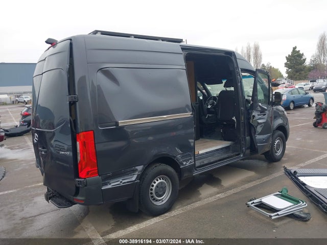 W1W4EBHY9LT028038 Mercedes-Benz Sprinter 2500 Standard Roof V6