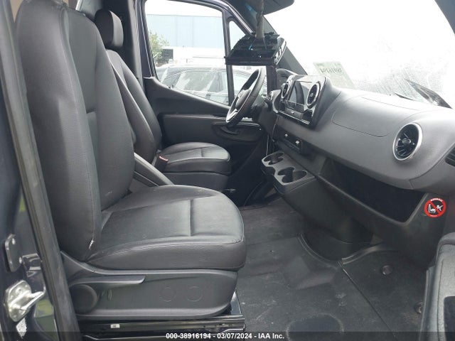 W1W4EBHY9LT028038 Mercedes-Benz Sprinter 2500 Standard Roof V6