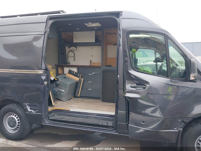 W1W4EBHY9LT028038 Mercedes-Benz Sprinter 2500 Standard Roof V6