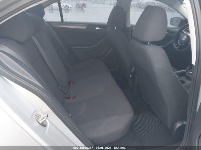 3VWLA7AJ8FM282109 Volkswagen Jetta 2.0l Tdi S