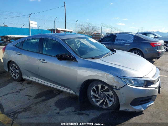 Honda CIVIC EX 2018 2HGFC2F75JH609066 Image 13