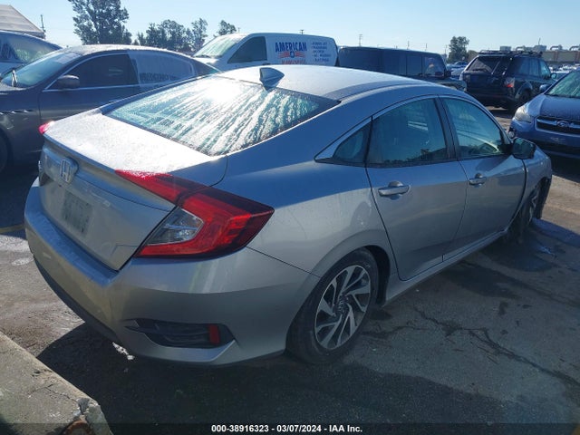 Honda CIVIC EX 2018 2HGFC2F75JH609066 Image 4