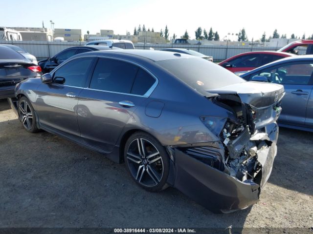 1HGCR3F9XHA040510 Honda Accord Touring V6