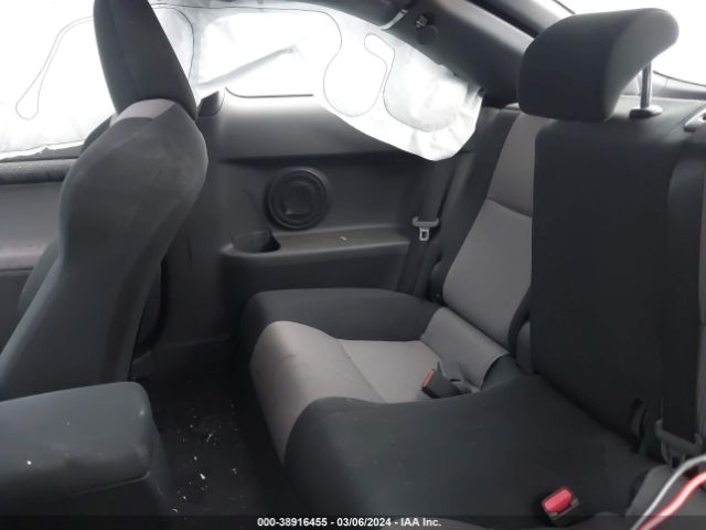JTKJF5C72GJ024113 Scion TC