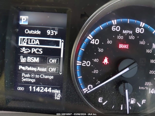 Toyota Rav4 Xle 2018 2T3WFREV3JW459019 Image 15