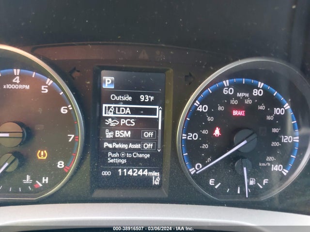 Toyota Rav4 Xle 2018 2T3WFREV3JW459019 Image 7