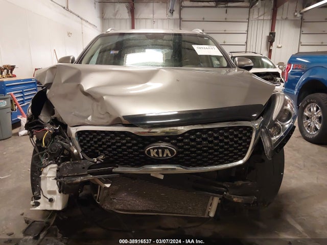 KIA Sorento 3.3l Lx 2018 5XYPG4A50JG348100 Image 13