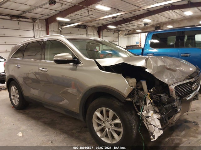 KIA Sorento 3.3l Lx 2018 5XYPG4A50JG348100 Image 14