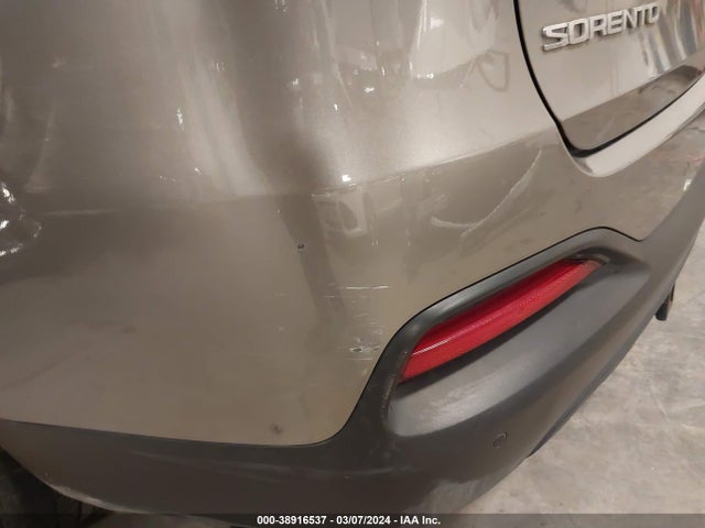 KIA Sorento 3.3l Lx 2018 5XYPG4A50JG348100 Image 21