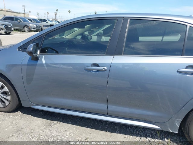 Toyota Corolla Hybrid Le 2022 JTDEAMDE2NJ051999 Image 14