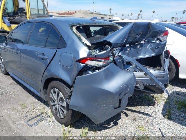 Toyota Corolla Hybrid Le 2022 JTDEAMDE2NJ051999 Image 3