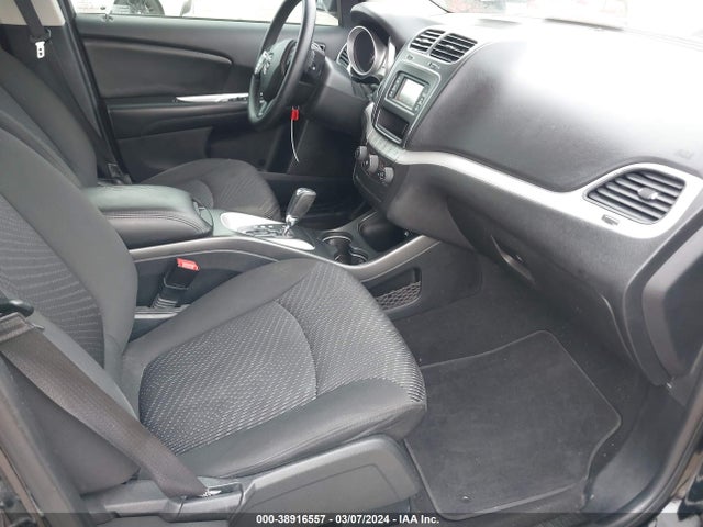 Dodge JOURNEY SE 2018 3C4PDCAB0JT182873 Image 5